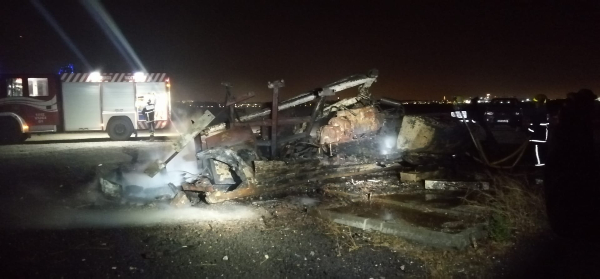 Bombeiros extinguiram o incêndio