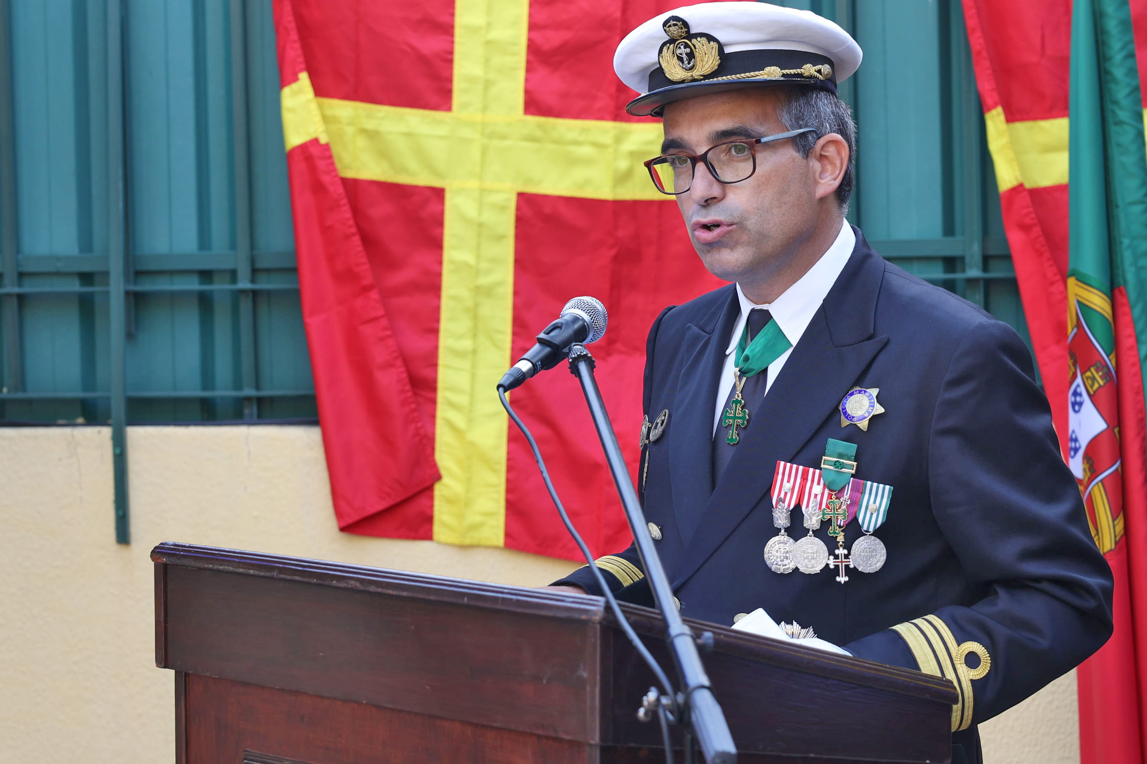 Comandante Serrano Augusto é o Capitão do Porto e Comandante-local da Polícia Marítima de Setúbal